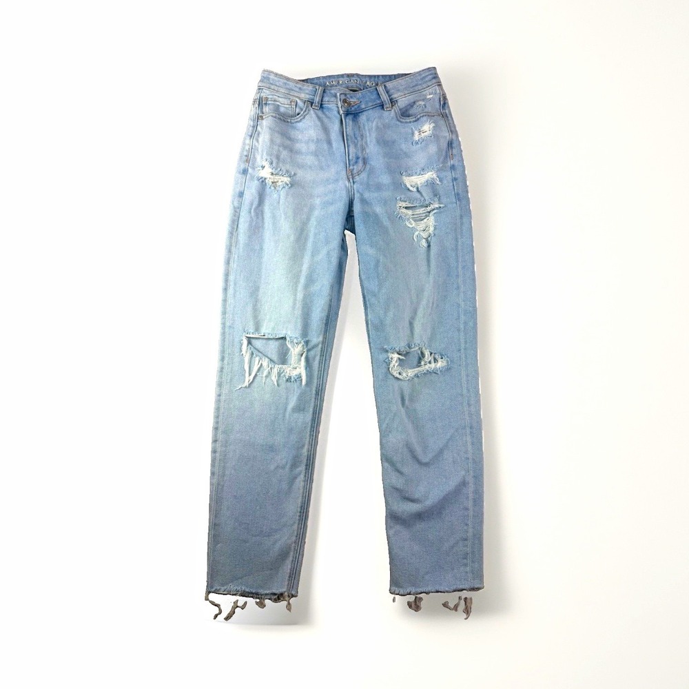 American Eagle light wash distressed stretch straight jeans, women's 4